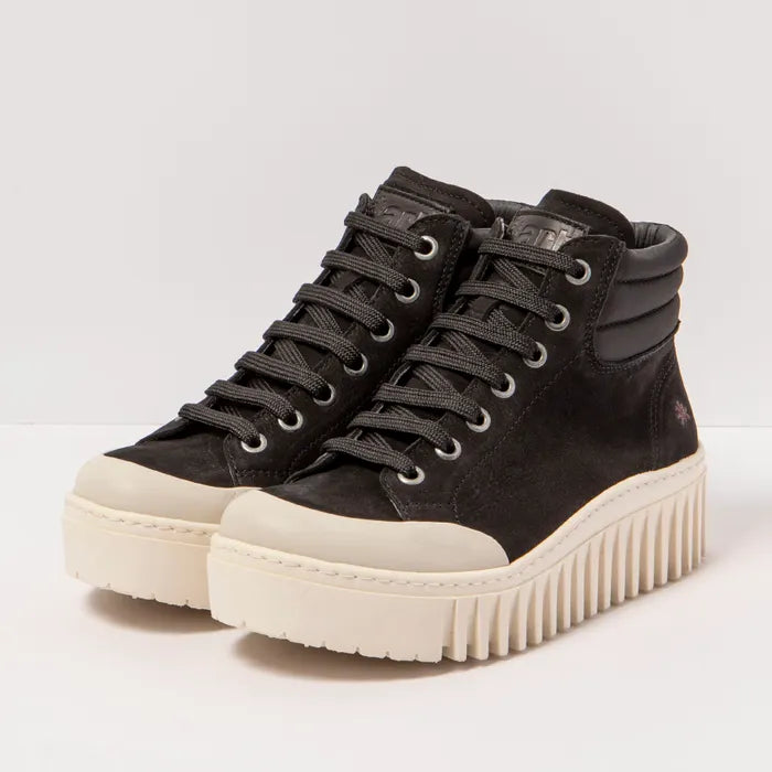 Sneaker shop shop brighton