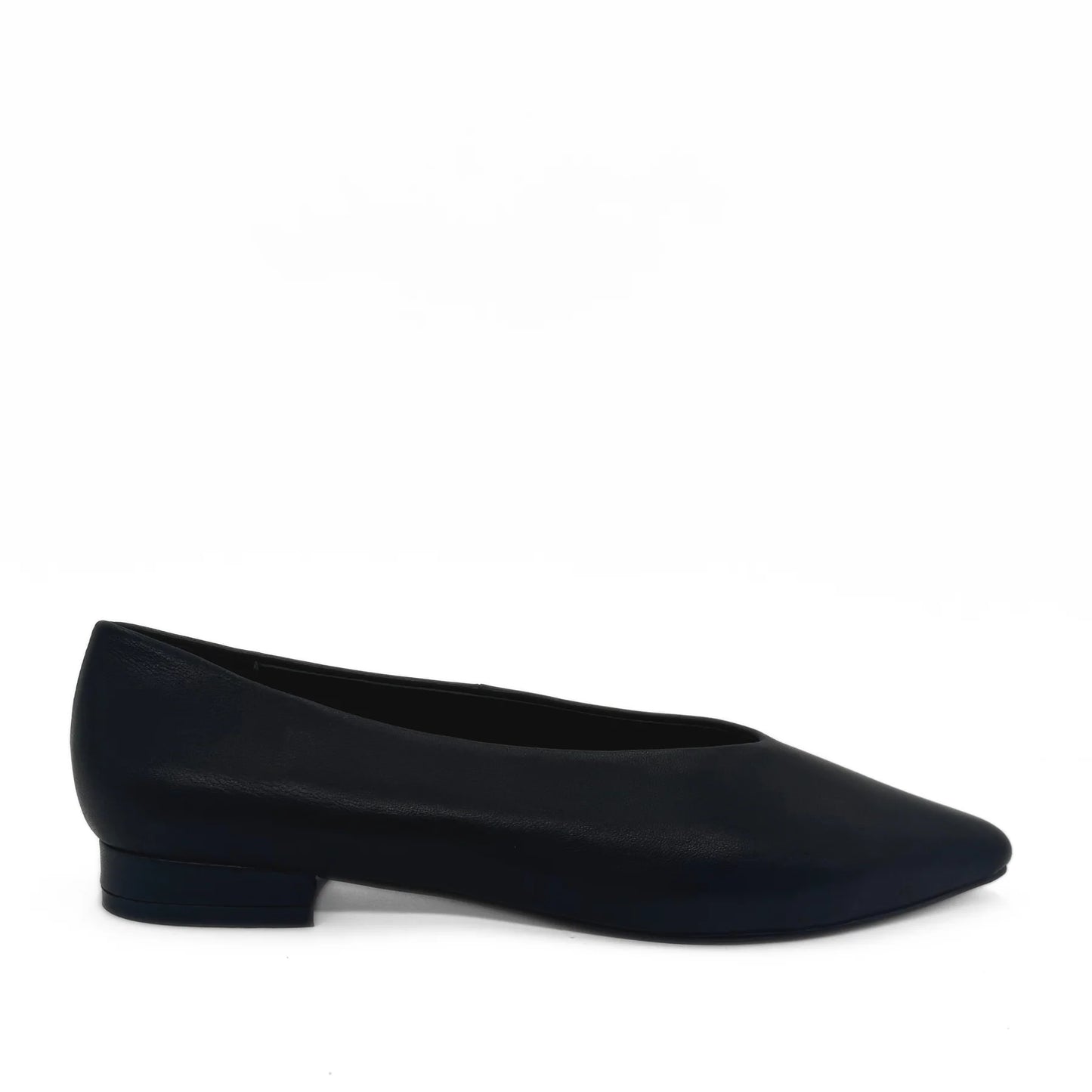AMIE RAFA REILY POINTED TOE FLAT BLACK LEATHER
