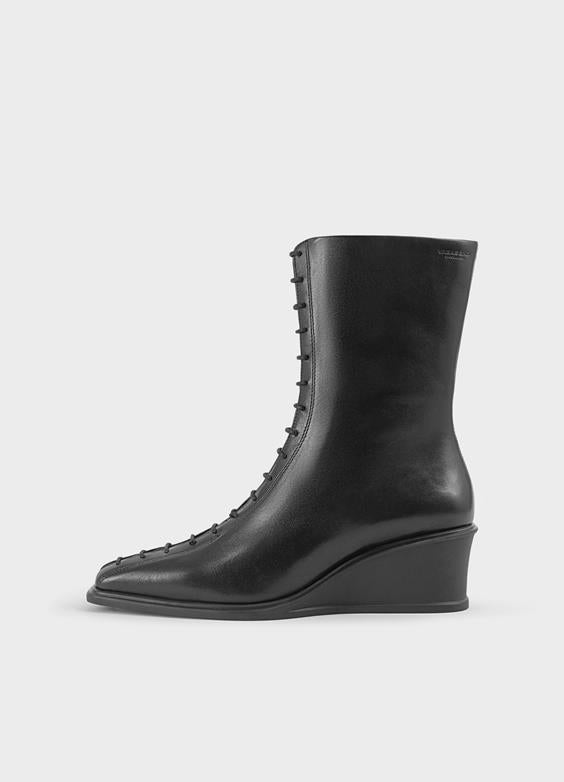 VAGABOND AINO LACE WEDGE BOOTIE BLACK