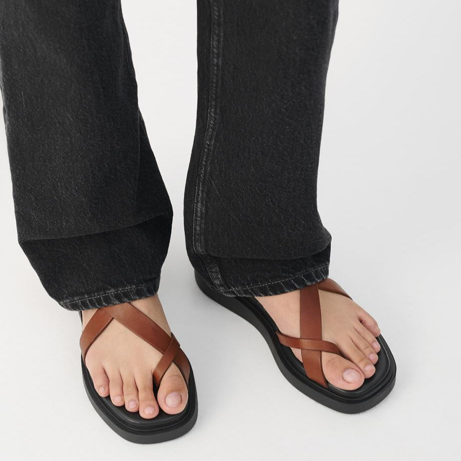 VAGABOND CONNIE STRAPPY 24-BROWN