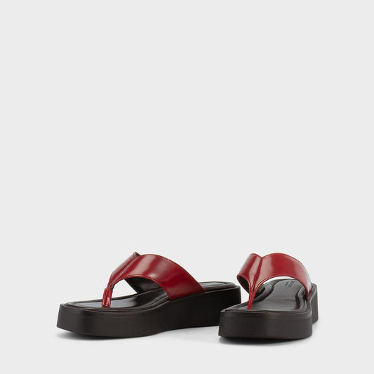 VAGABOND DANYA- THONG RED