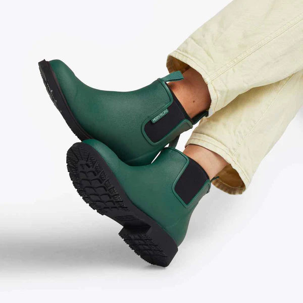 MERRY PEOPLE BOBBI RAIN BOOT WOMEN'S ALPHA GREEN