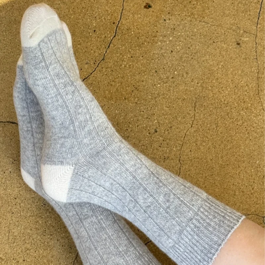 LE BON SHOPPE CLASSIC CASHMERE SOCKS GREY MELANGE - Shoe Market NYC