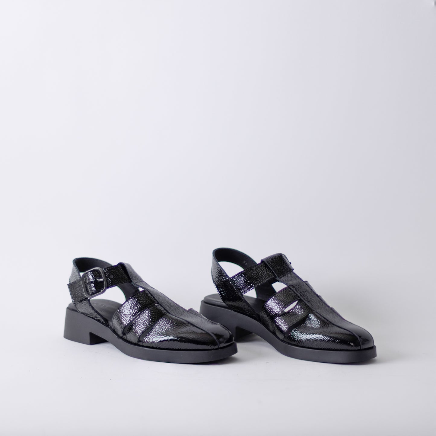 ARCHE TAILHA SANDALS - BLACK PATENT