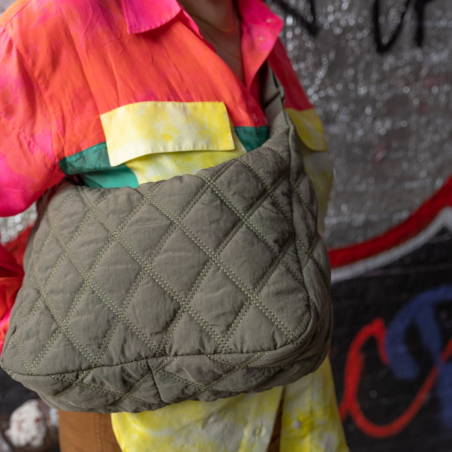 QUILTED CRESCENT-OLIVE