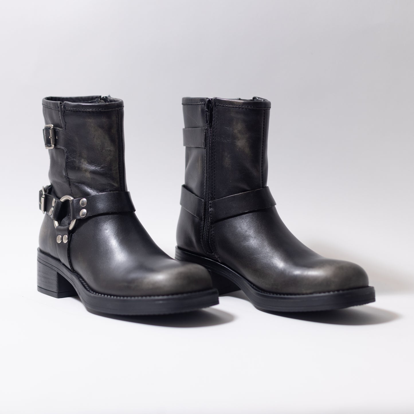 STEVE MADDEN BRIXTON BOOTIES BLK DISTRESS