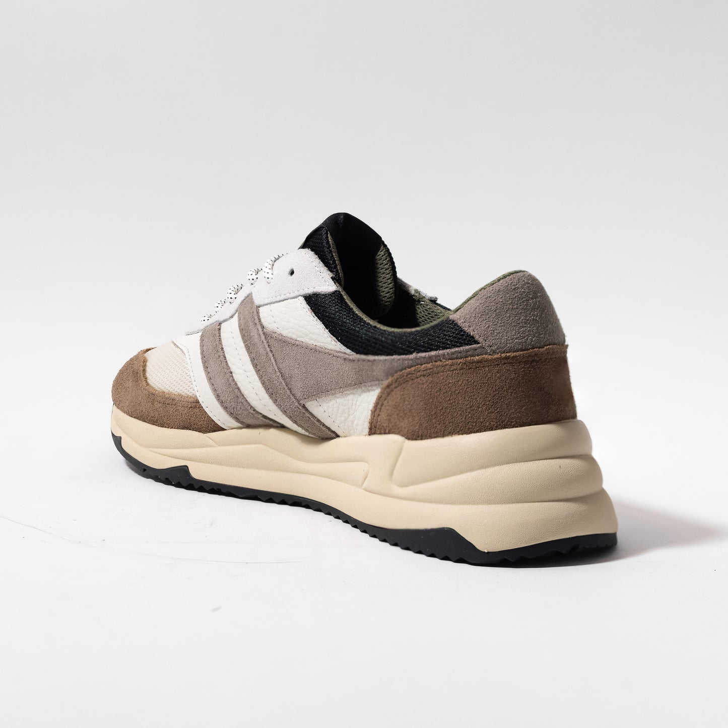 GOLA MEN'S TITAN SNEAKERS OW/ OTTER