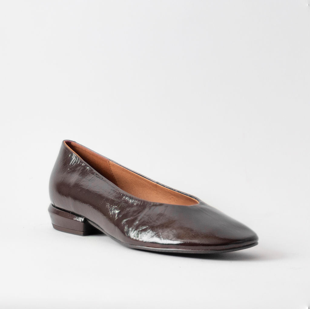 ANGEL ALACRON KATYA FLAT PATENT BROWN