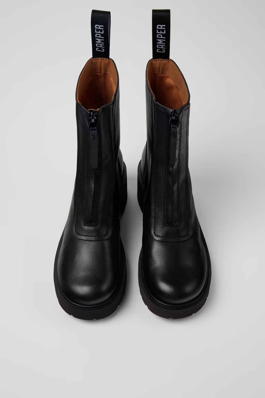 CAMPER FRONT ZIP BOOT BLACK