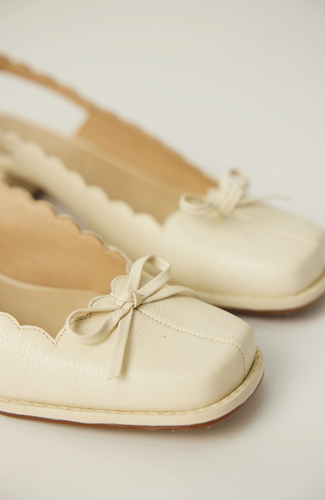 CANELLA SLINGBACK ORIGEN IN CREMA