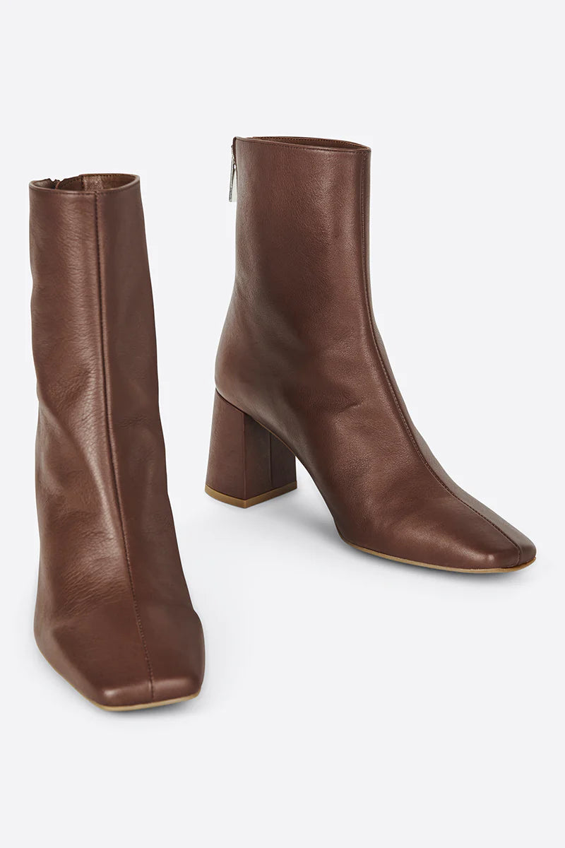 IB TABITHA BOOTS