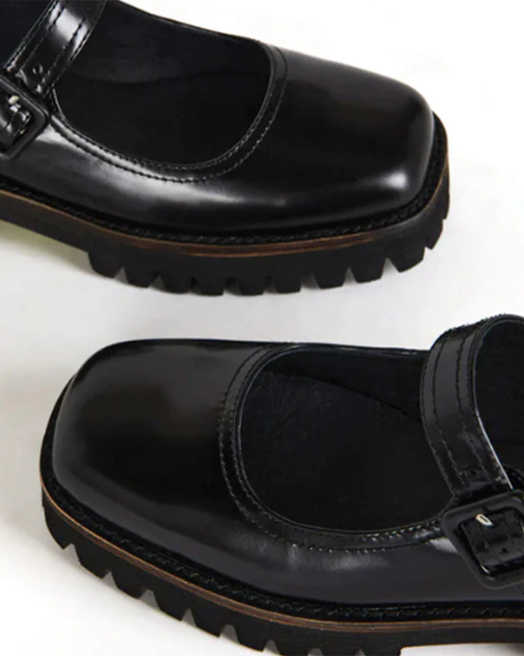 IB VERONICA MJ FLATS
