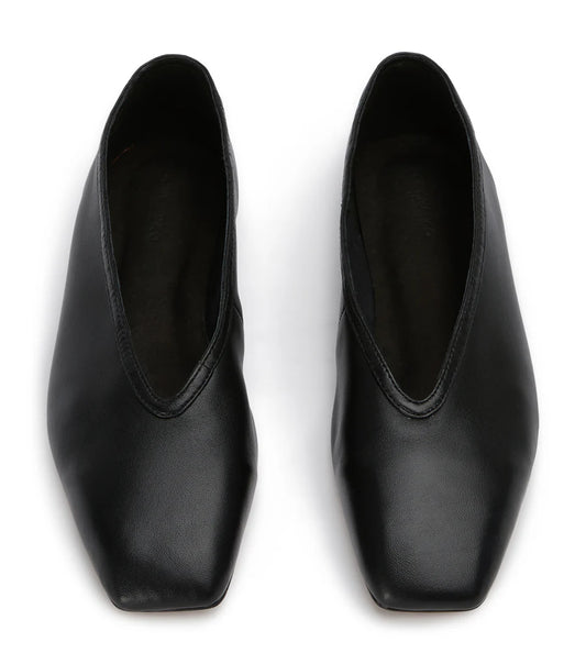 TONY BIANCO BIANCA FLATS