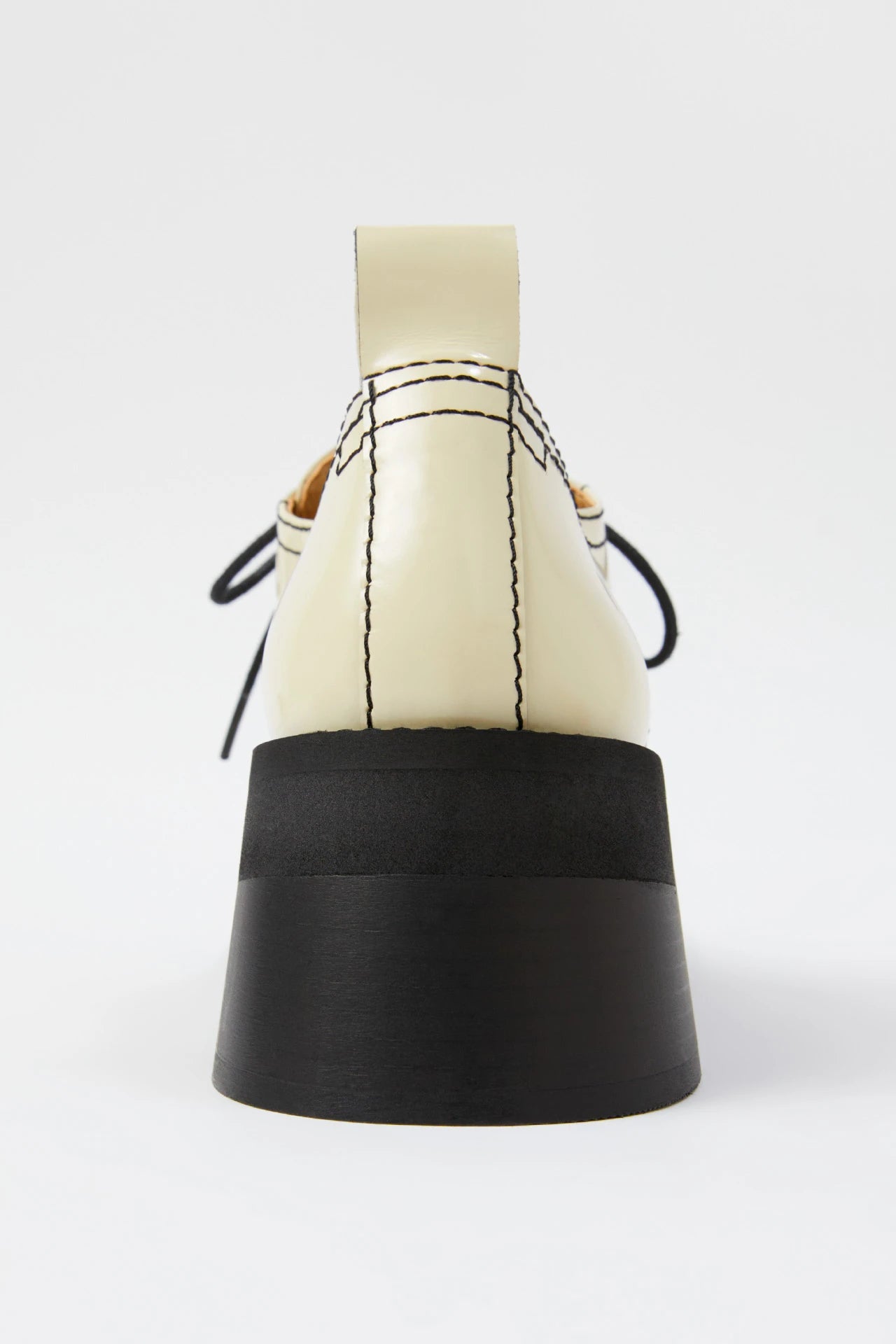 E8 MAUD BEIGE LOAFERS