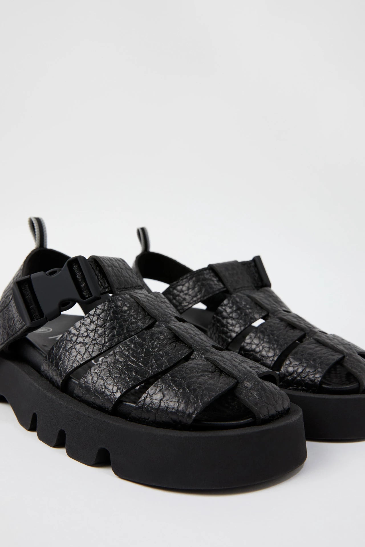E8 ZIA BLACK SANDALS
