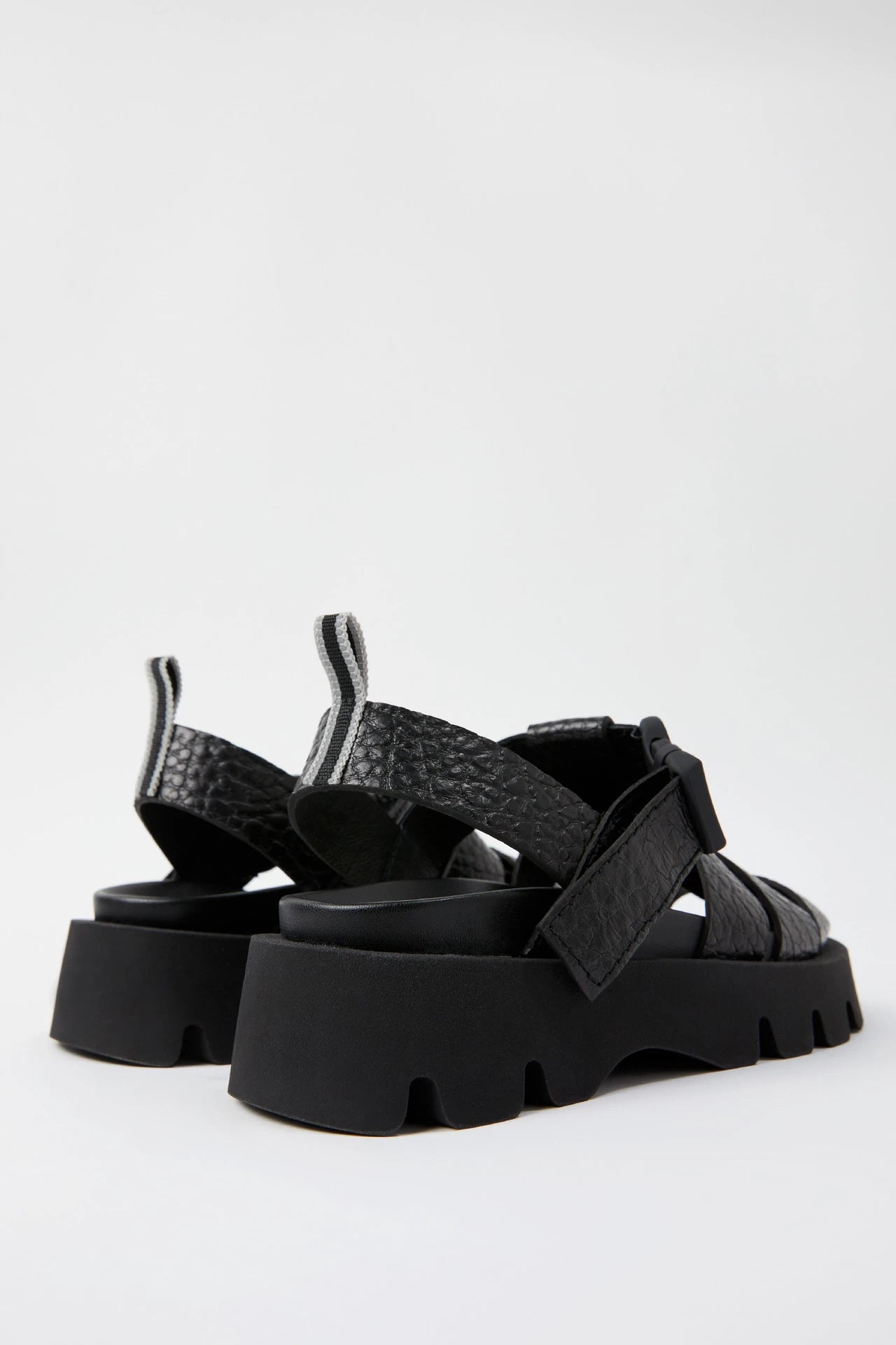 E8 ZIA BLACK SANDALS