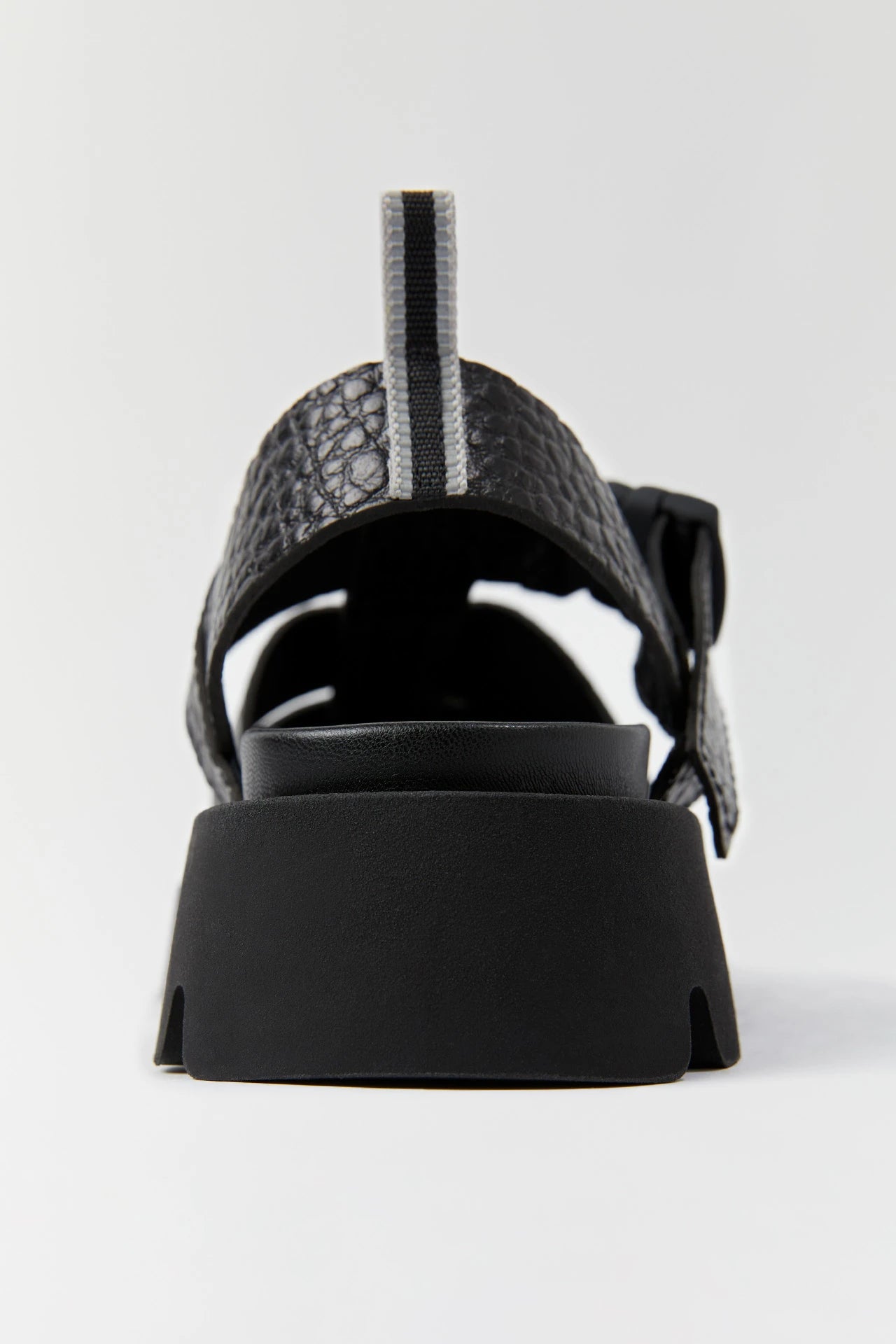 E8 ZIA BLACK SANDALS