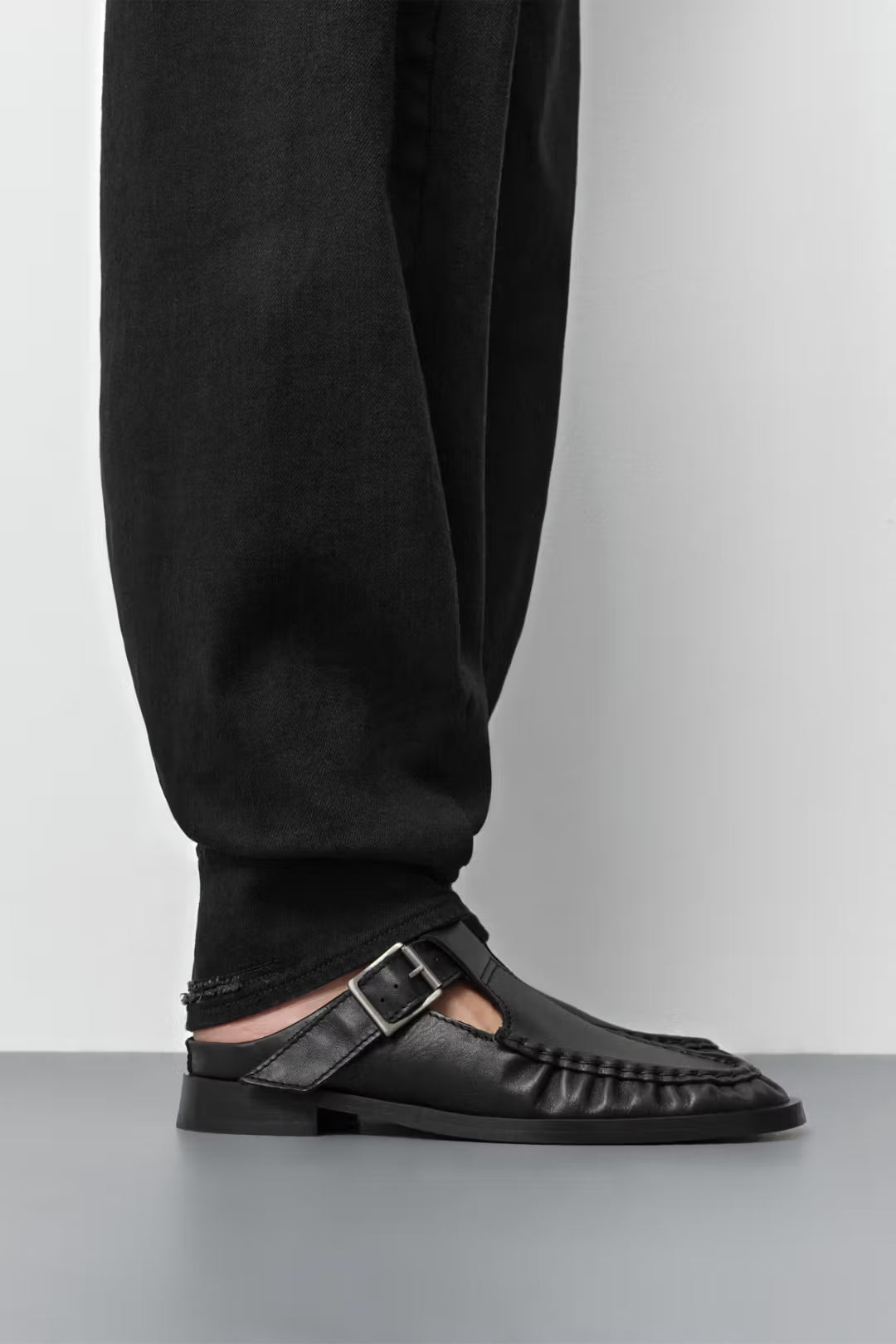 MIISTA Gianna Black Buckled Mules