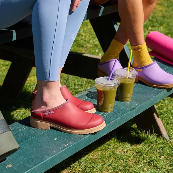 MERRY PEOPLE BILLIE CLOG BRICK RED