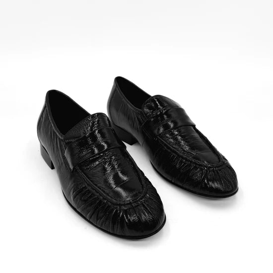 Amie Rafa York Loafers in Black Leather Embossed Croc