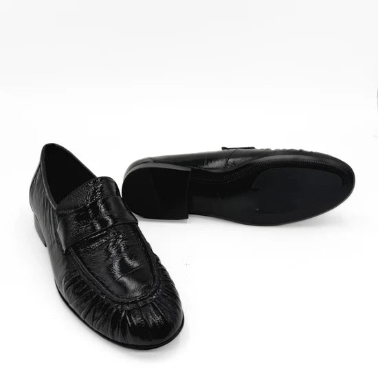 Amie Rafa York Loafers in Black Leather Embossed Croc