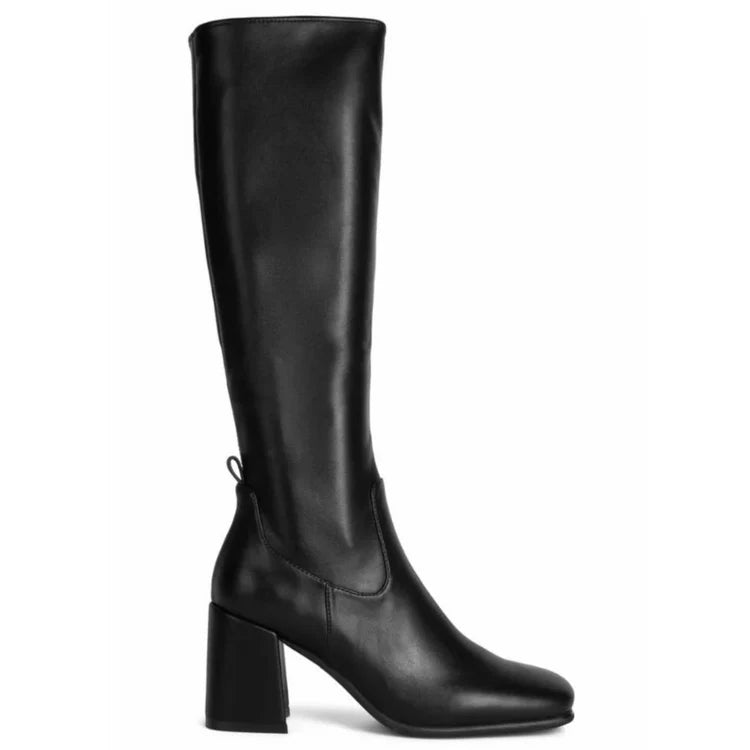 TALL BOOTS