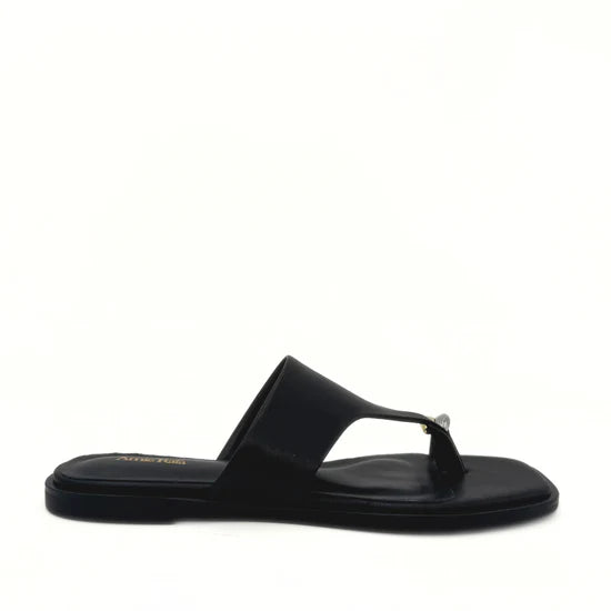 AMIE RAFA CECE TOE RING FLAT SANDAL BLACK