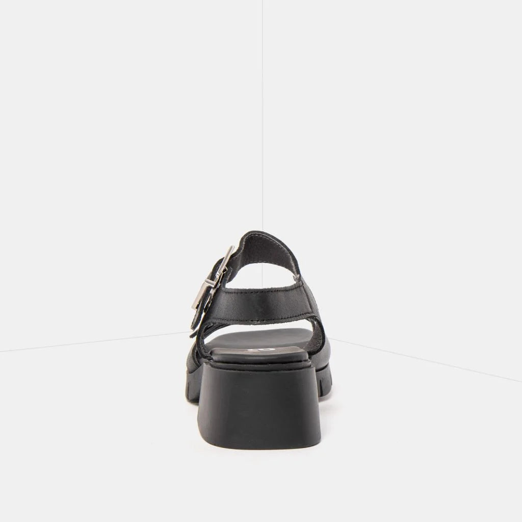 ART VARSOVIA-BLACK BUCKLE SANDALS - Shoe Market NYC