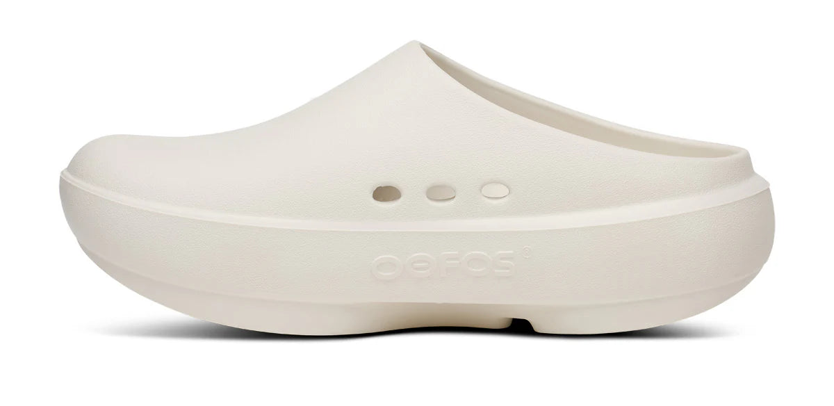 OOFOS WOMEN'S CLOG PLUS IN CHALK