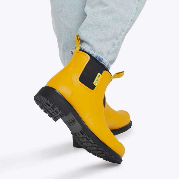 rain boots women yellow