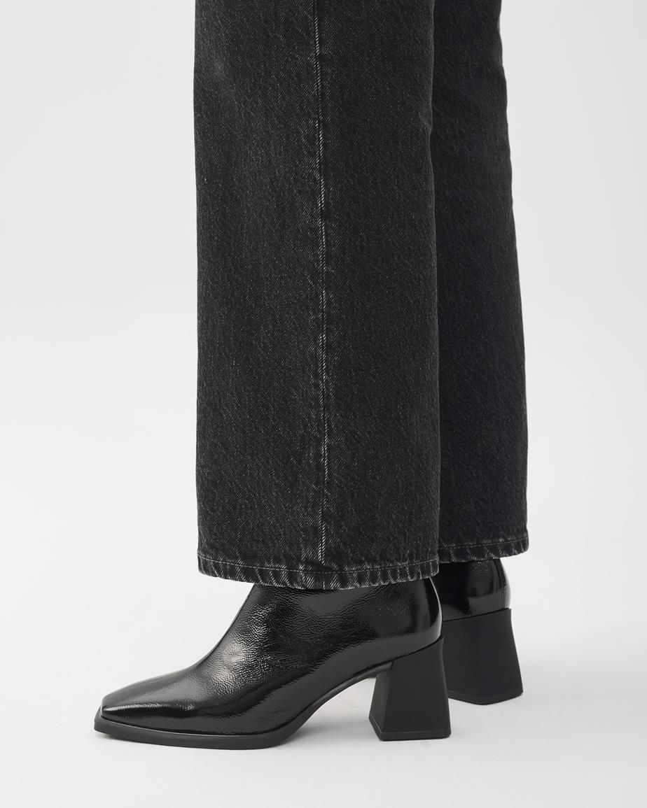 VAGABOND HEDDA BOOT PAT - BLACK