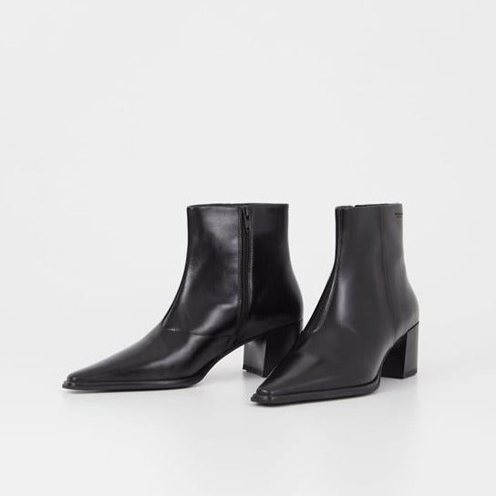 Mya boots vagabond hotsell