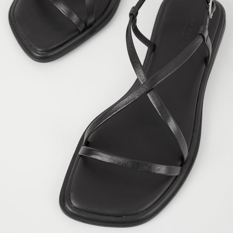 VAGABOND IZZY STRAPPY SANDAL