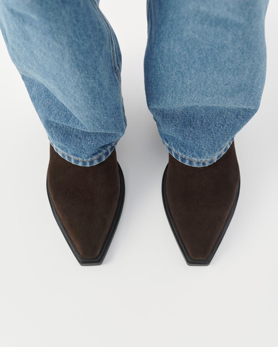 VAGABOND KELSEY ZIP ANKLE BOOTS IN CHOCOLATE
