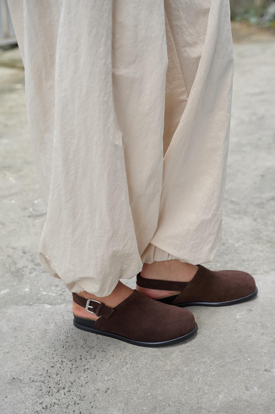 VAGABOND EFFIE MULE IN JAVA