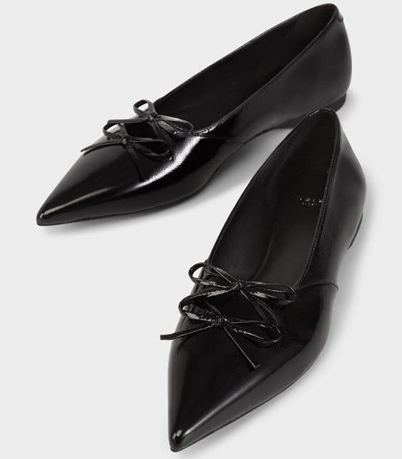 VAGABOND HERMINE DOUBLE BOW-BLACK PATENT FLATS