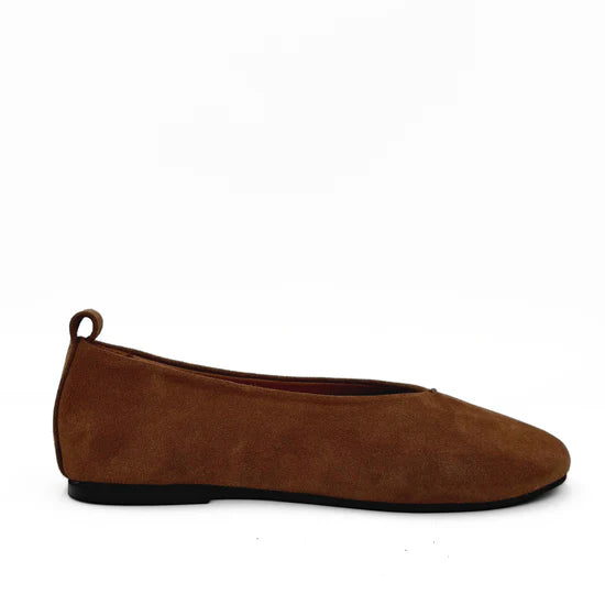 AMIE RAFA ERIKA FLAT BROWN SUEDE