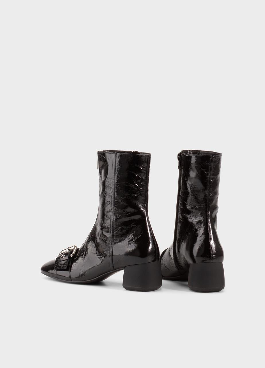 VAGABOND LIVIA-BUCKLE BOOT BLACK PATENT