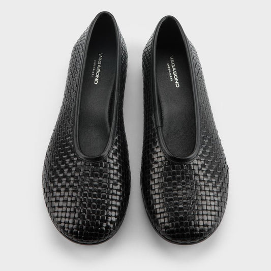 VAGABOND ALEYA WOVEN FLATS IN BLACK