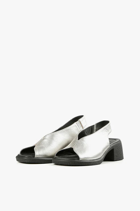 ALL BLACK FOOTWEAR OT LADY SLING BACK SANDALS SILVER