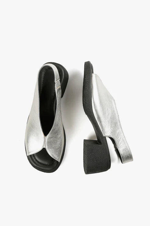 ALL BLACK FOOTWEAR OT LADY SLING BACK SANDALS SILVER