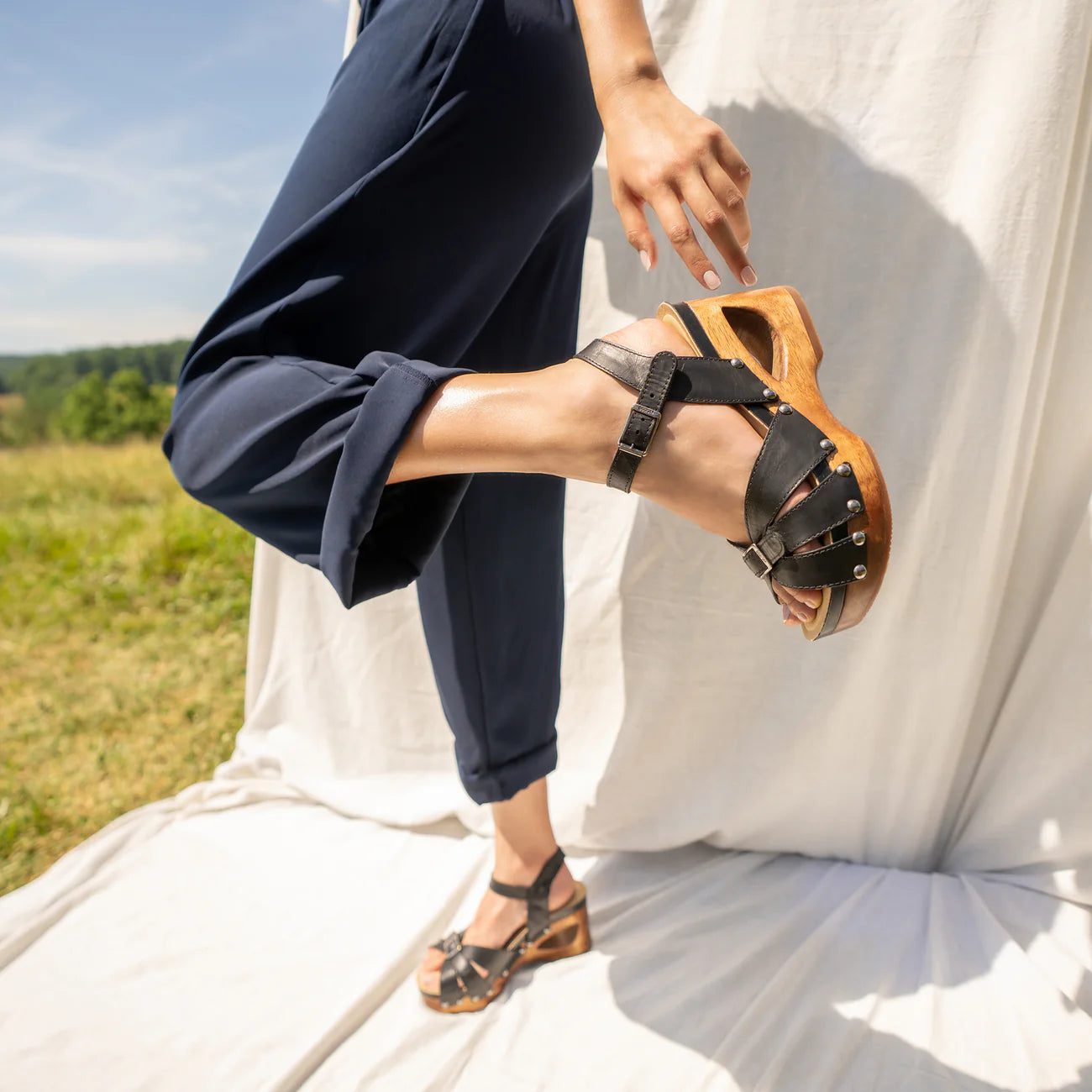 DANSKO ALANNA SANDAL IN BLACK - Shoe Market NYC