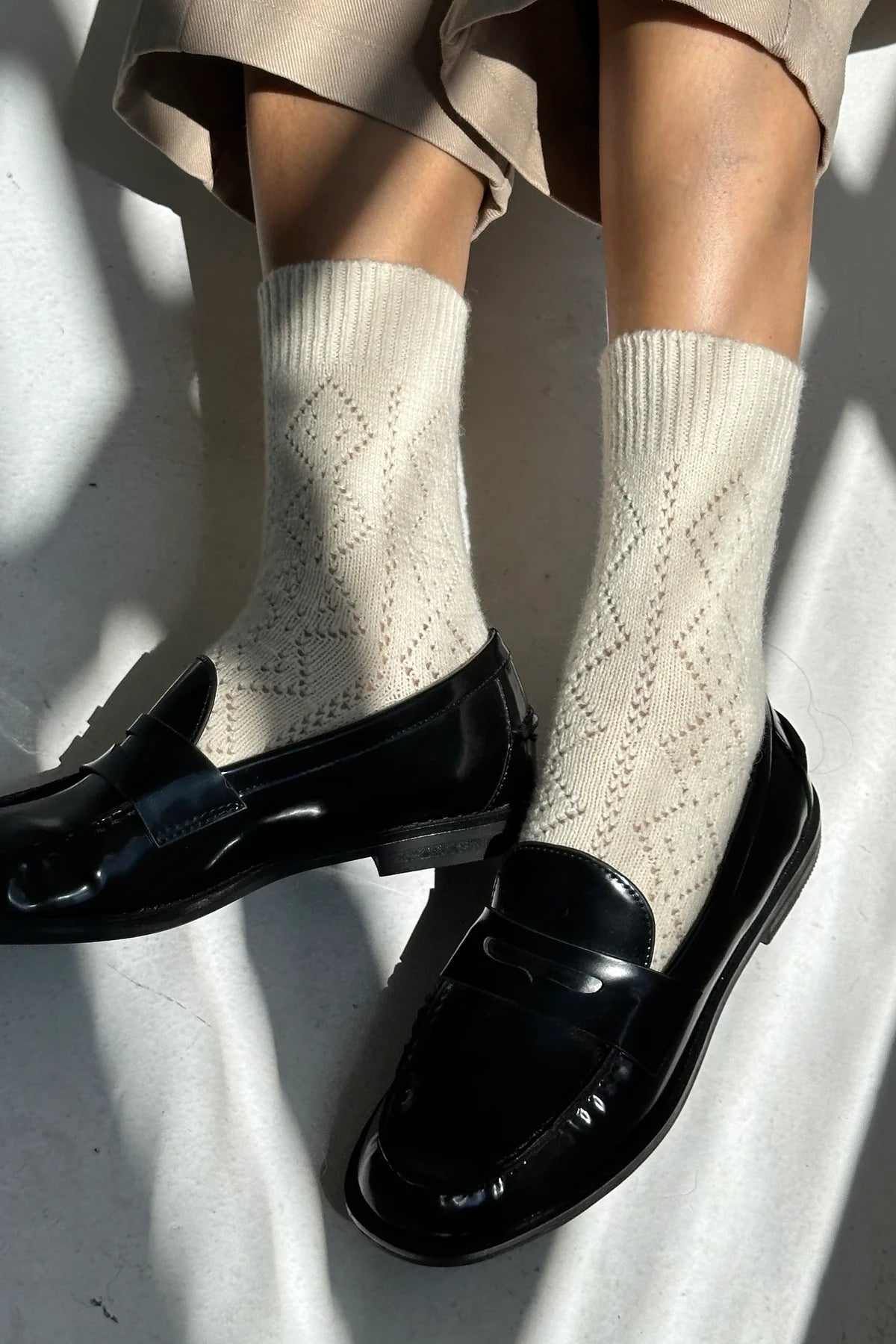 LEBON SHOPPE CASHMERE POINTELLE SOCKS CREAM
