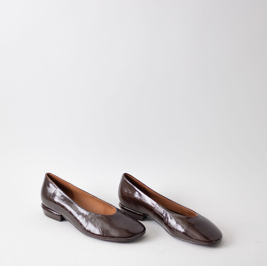 ANGEL ALACRON KATYA FLAT PATENT BROWN