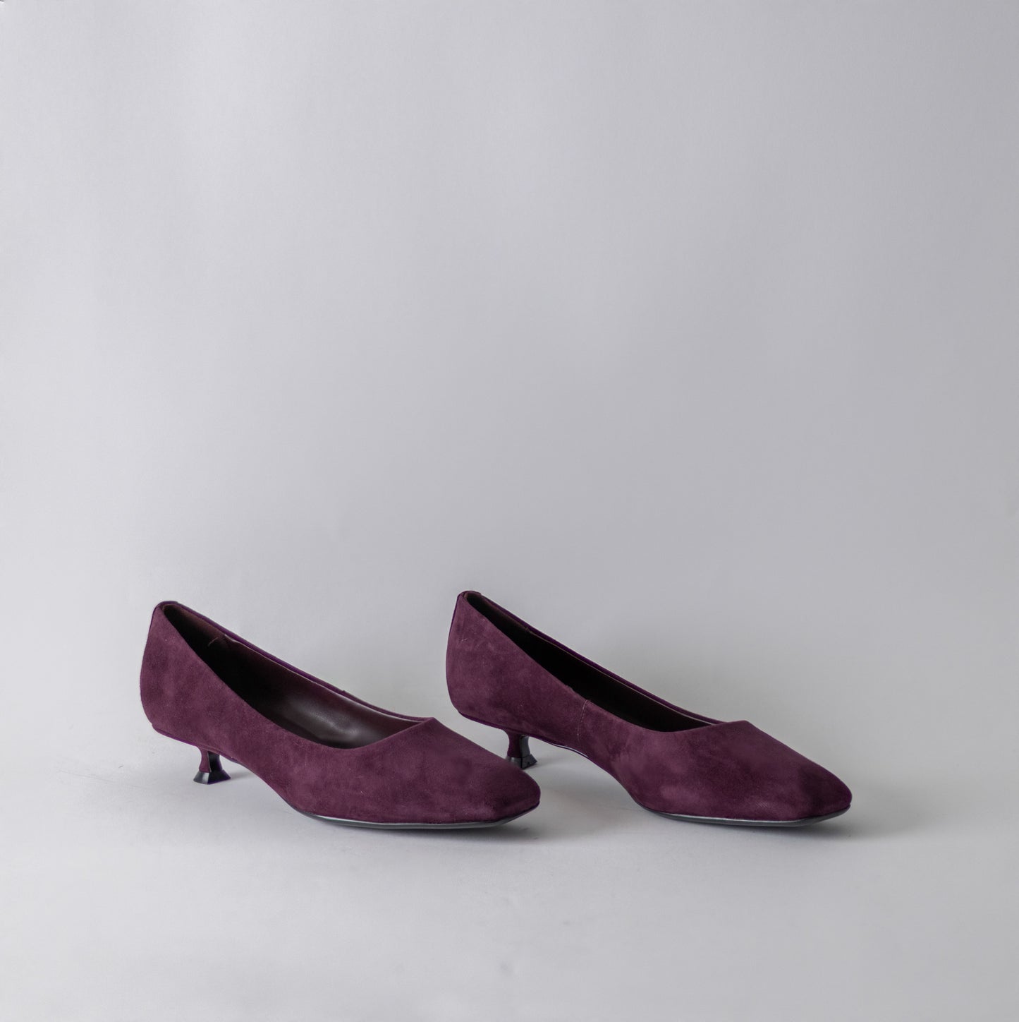 JEFFREY CAMPBELL SUBJECT SOFT PUMP DUSTY PURPLE SUEDE