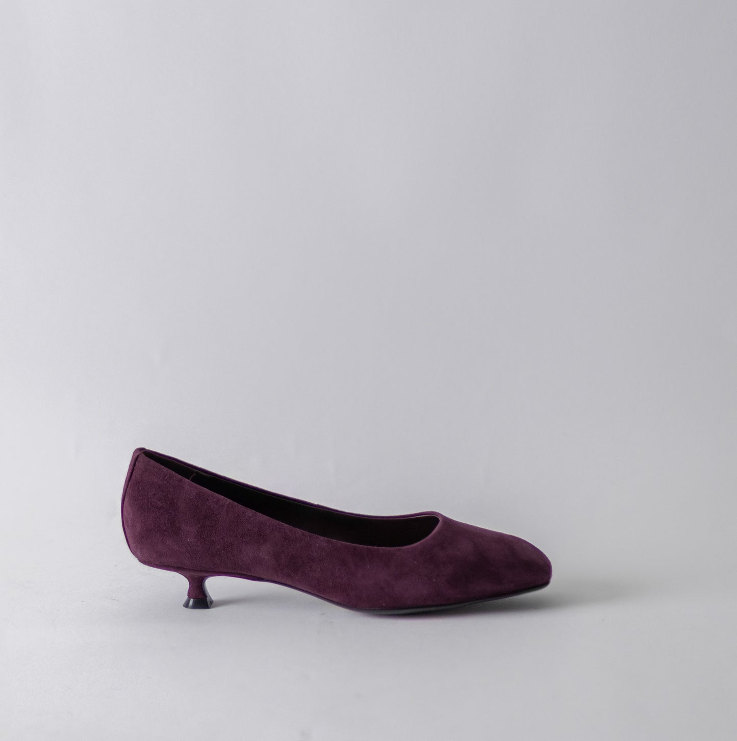 JEFFREY CAMPBELL SUBJECT SOFT PUMP DUSTY PURPLE SUEDE