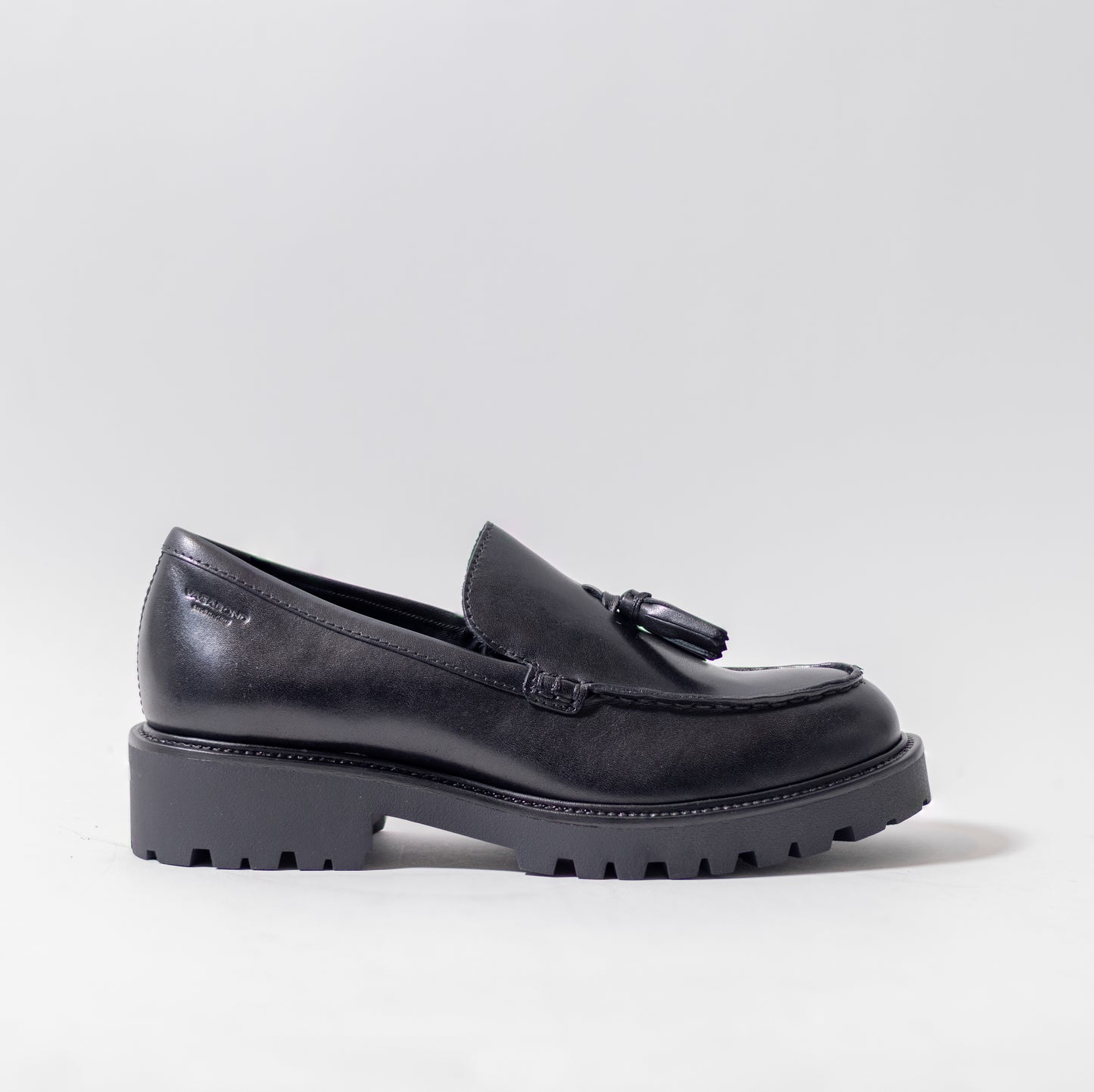 VAGABOND KENOVA LOAFER TASSLE - BLK