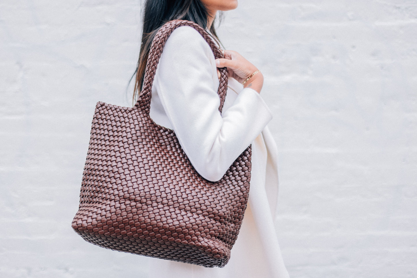 LARGE WOVEN TOTE-COFFEE