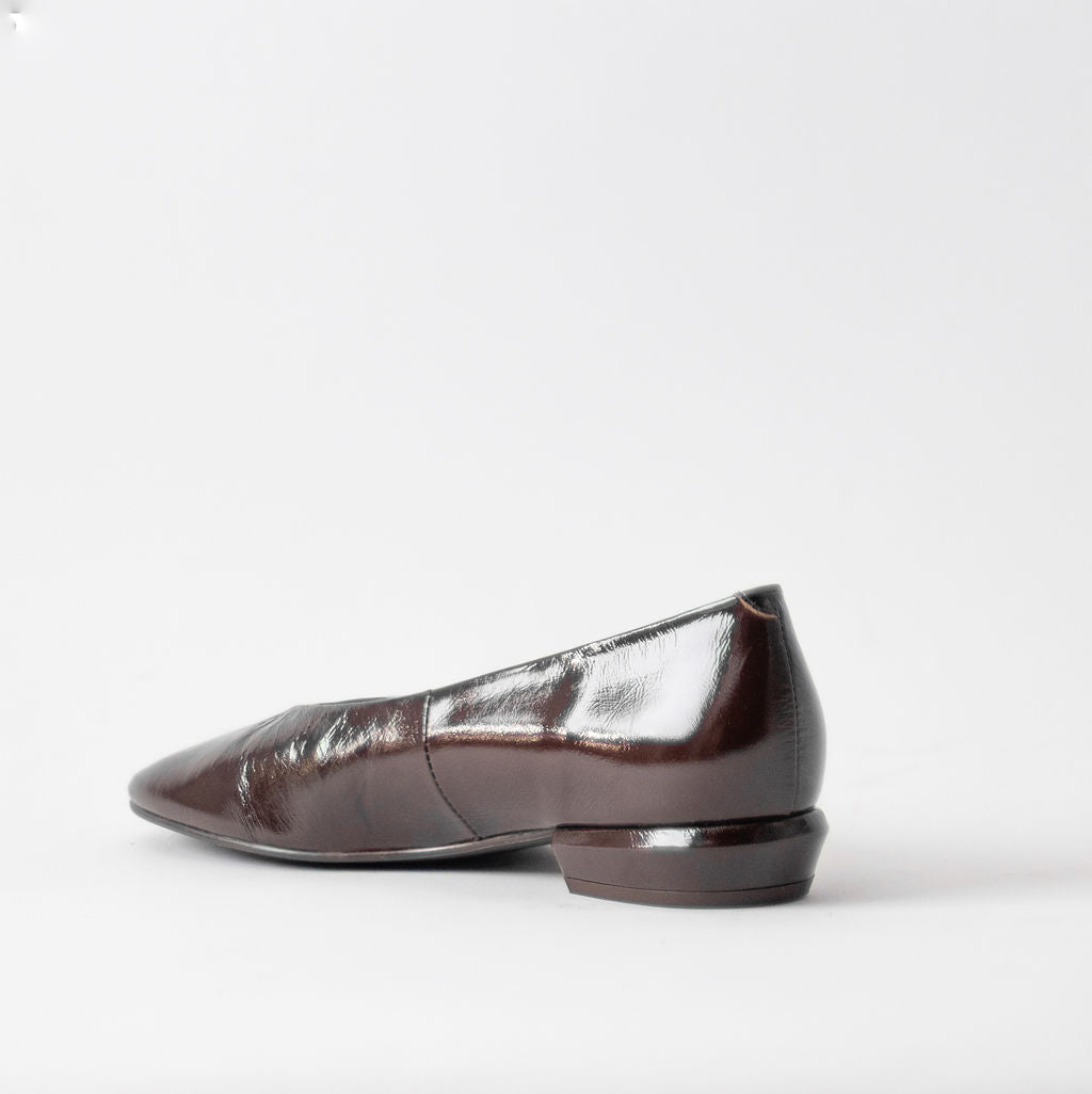 ANGEL ALACRON KATYA FLAT PATENT BROWN