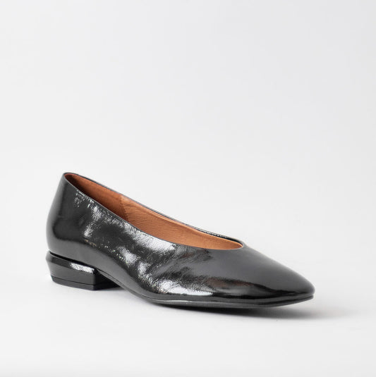 VAGABOND KATYA FLAT PATENT BLACK